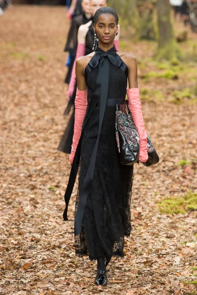 Look 73